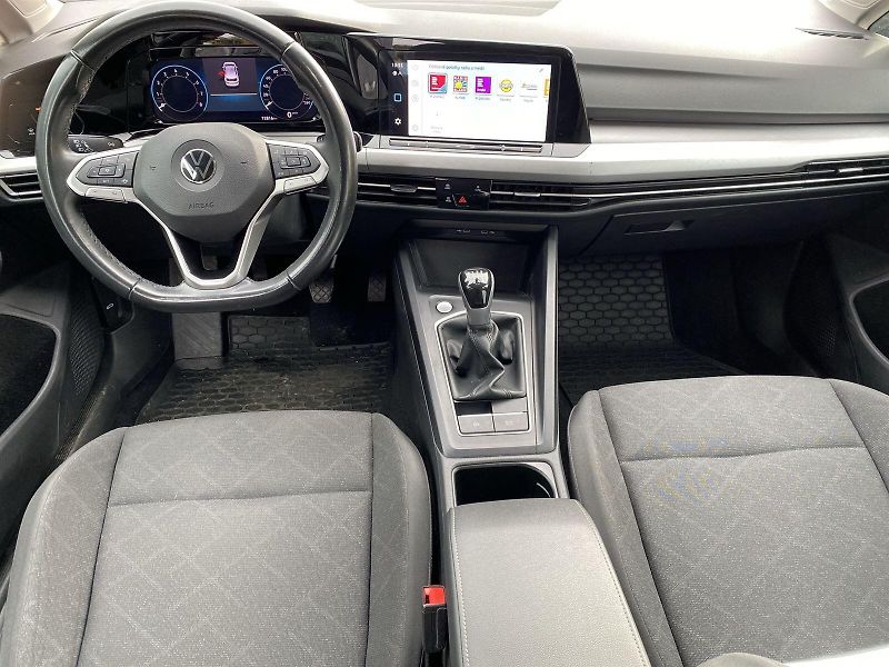 Volkswagen Golf (2022) 1.0 TSI LIFE - fotka 5 z 30