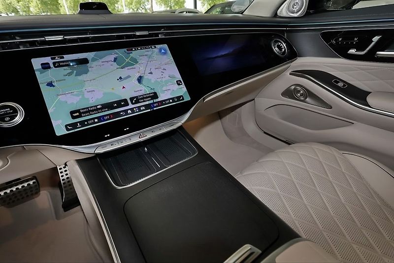 Mercedes-Benz Třídy S (2026) 450 d 4MATIC AMG, Burmester 4D - fotka 11 z 19