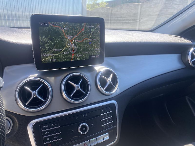 Mercedes-Benz CLA 220D 170PS AMG SB COMBI MB TOP - fotka 158 z 159