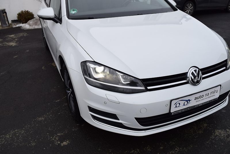 Volkswagen Golf Variant (2016) 1.4TSI 92kw CLBMT BMT PAN TAŽ - fotka 4 z 49