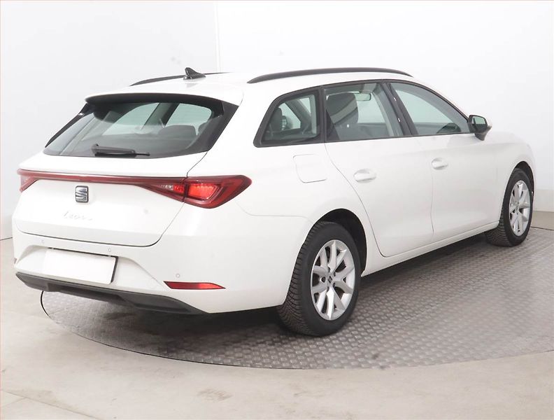 Seat Leon (2022) Style 1.5 TSI, Serv.kniha - fotka 5 z 15