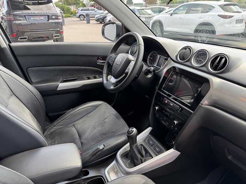 Suzuki Vitara (2016) 1.6i VVT Comfort Plus LED Navi - fotka 18 z 50