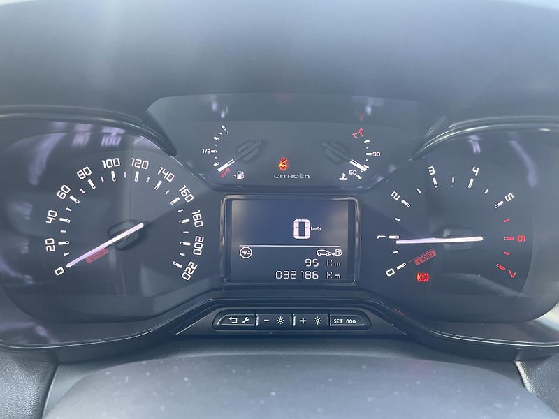 Citroën C3 Aircross FEEL 1.2 PureTech 81 kW - fotka 12 z 22