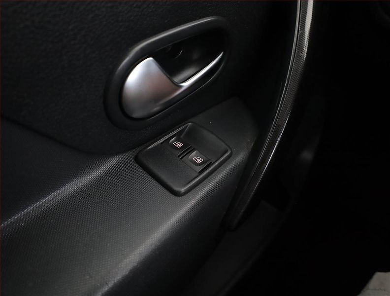 Dacia Sandero (2021) 1.0 SCe, Park. senzory - fotka 12 z 13