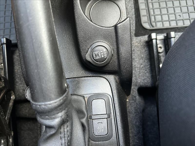 Fiat Dobló 2,0 JTD TAŽNÉ TOP - fotka 20 z 37