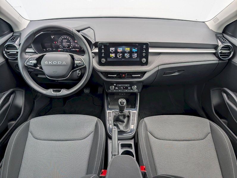 Škoda Fabia (2025) 1,0 TSI / 70 kW Selection - fotka 5 z 30