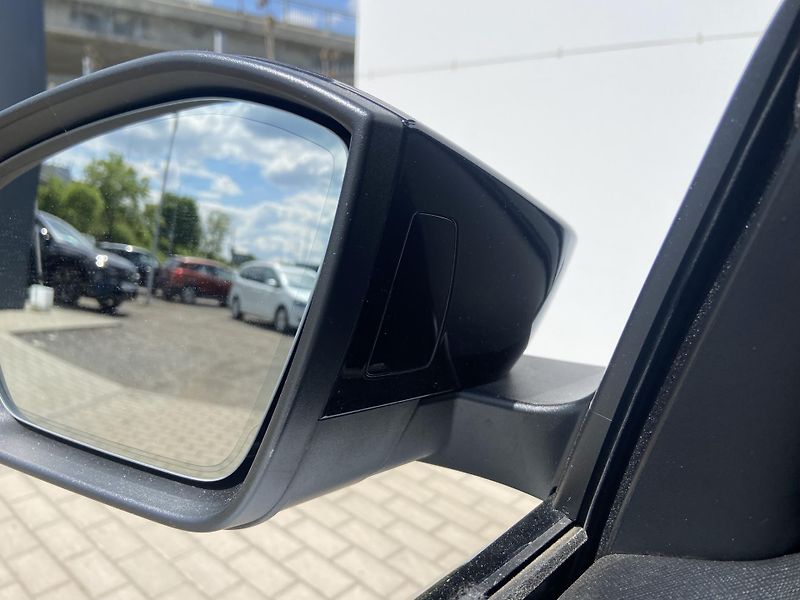 Škoda Octavia 1.5 TSI DSG / 110 kW SportLine - fotka 14 z 27