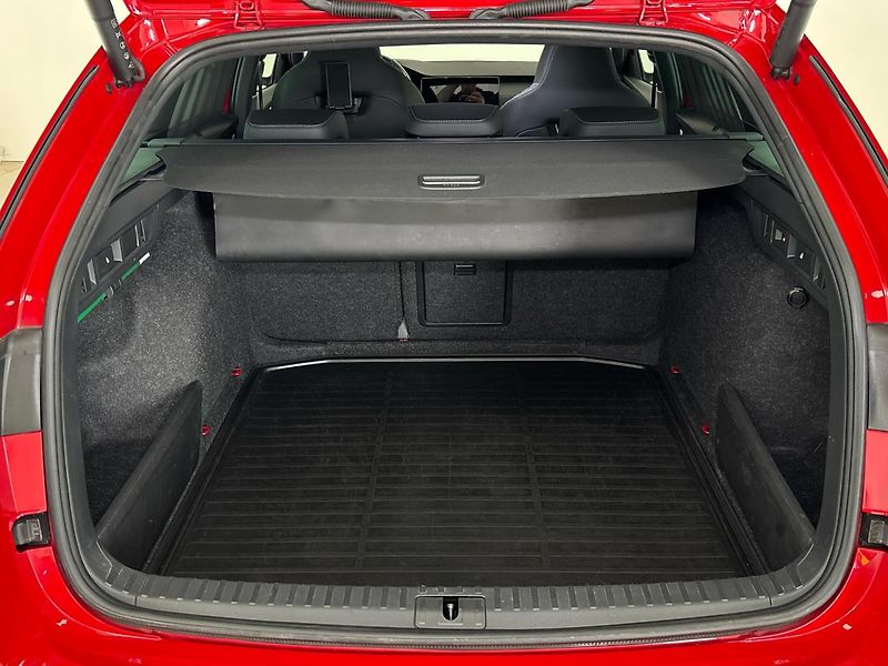 Škoda Octavia Sportline DSG - fotka 10 z 28
