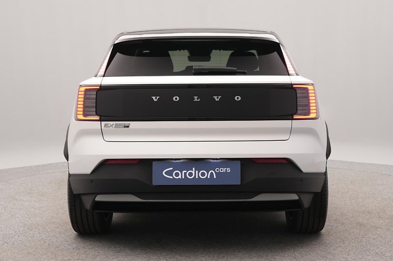 Volvo EX30 (2026) CROSS COUNTRY P8 TWIN PLUS - fotka 11 z 19