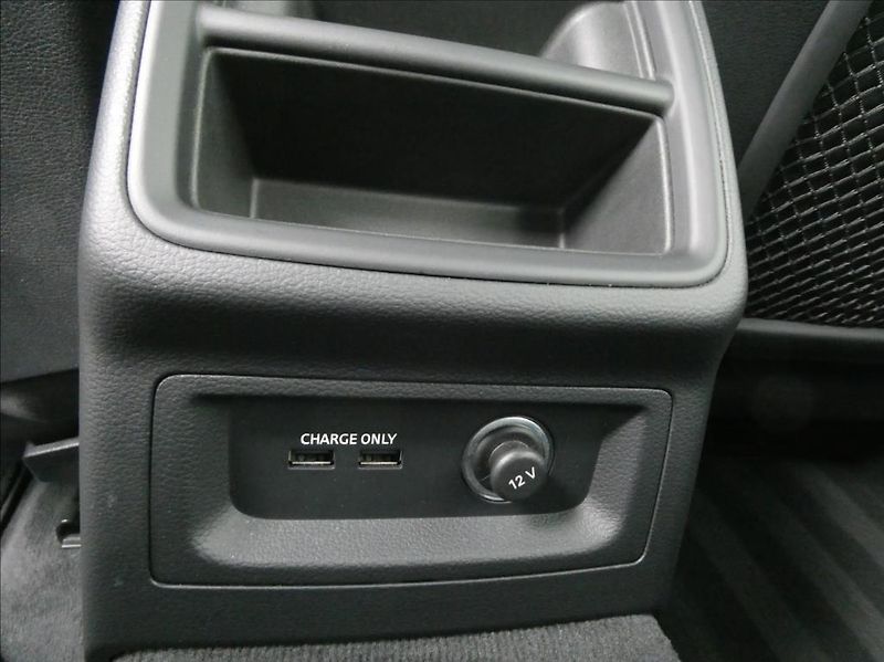 Audi A4 Avant 2,0 TDi 140kW,AT,Quattro - fotka 18 z 31