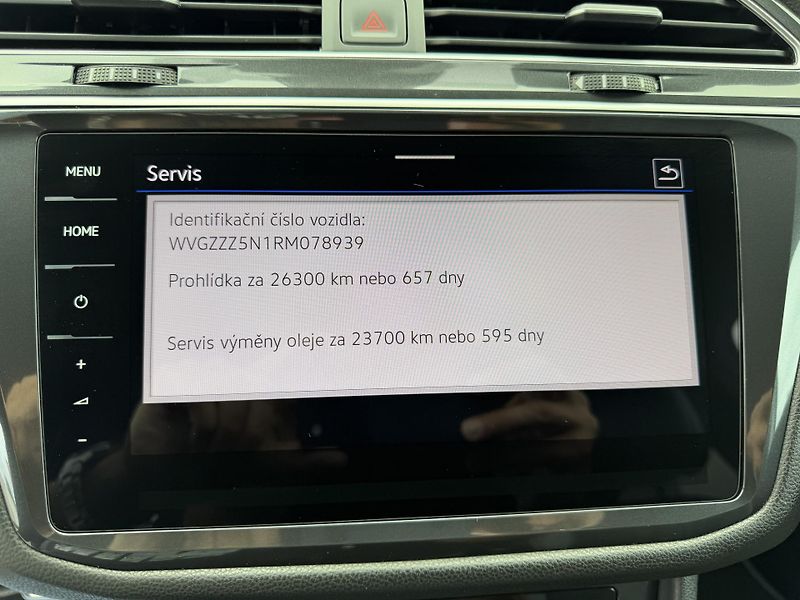 Volkswagen Tiguan Allspace R-Line 2,0 TDi/110kW 4x4 DSG  - fotka 39 z 106