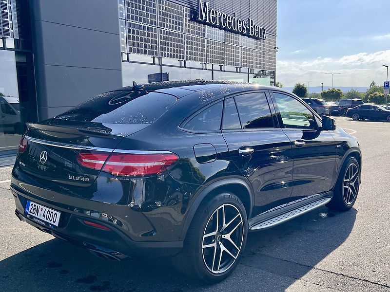 Mercedes-Benz GLE (2018) 43 AMG 4MATIC kupé - fotka 7 z 36