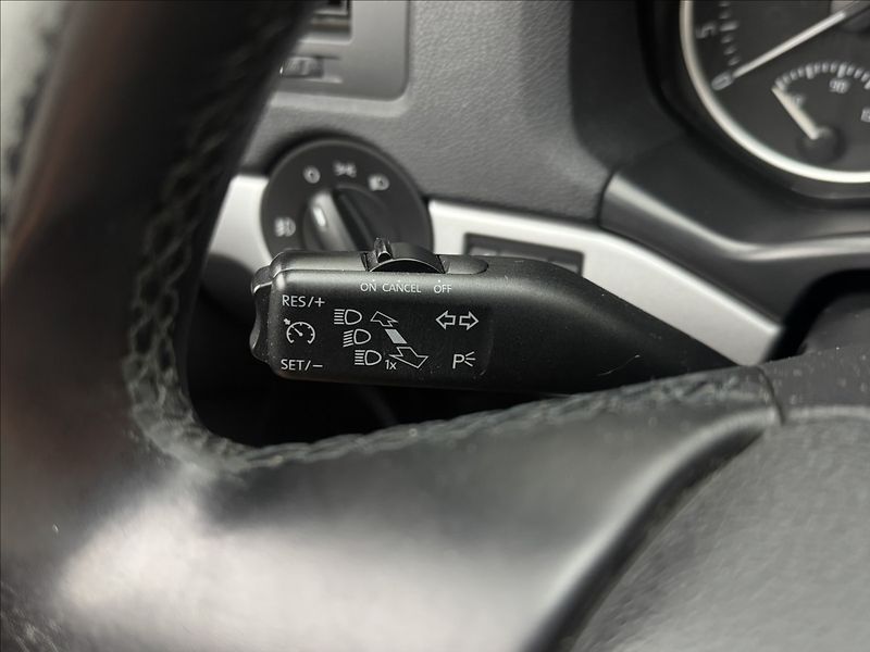 Škoda Octavia 2,0 103kW DPH 2X SADY KOL ČR - fotka 9 z 25
