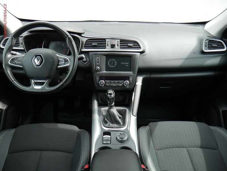 Renault Kadjar (2015) 1.6 dCi 4x4, ČR, AC, TZ, navi - fotka 8 z 18