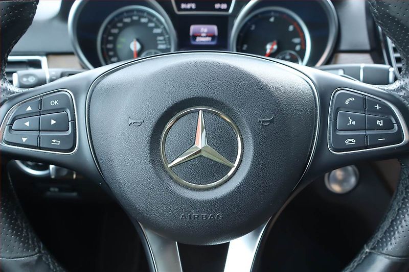 Mercedes-Benz GLE (2016) 350 d - fotka 22 z 27