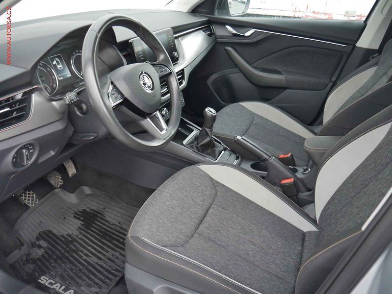 Škoda Scala (2020) 1.0TSi, ČR, Style, LED - fotka 9 z 16