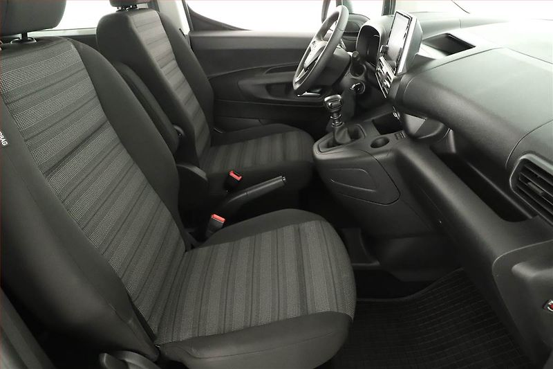 Opel Combo (2023) Edition 1.2 Turbo, 5Míst, ČR - fotka 7 z 12