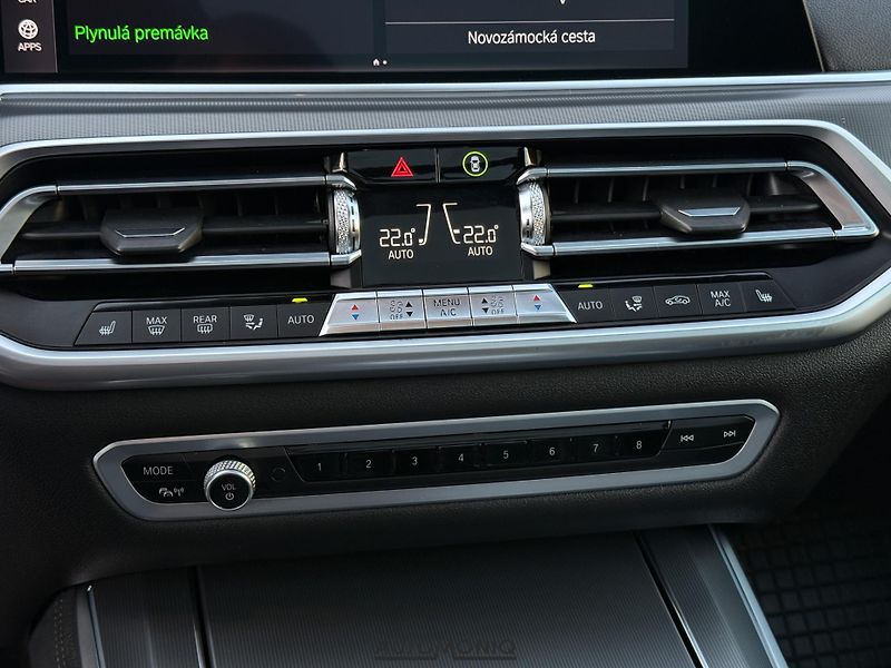 BMW X5 (2020) xDrive30d M Sport Vzduchový p. - fotka 21 z 32