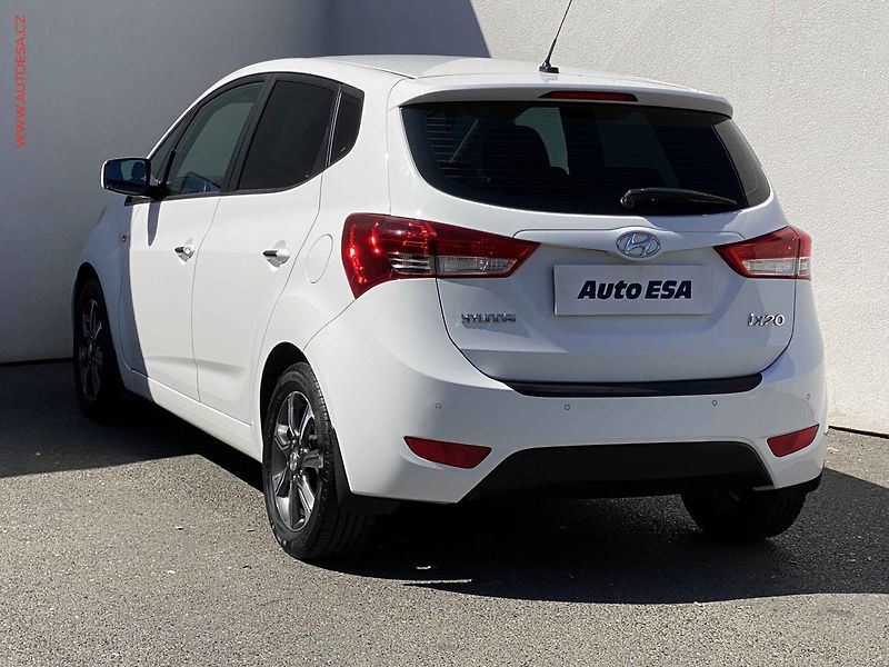 Hyundai ix20 (2019) 1.6GDi, 1.maj,ČR, Klima - fotka 6 z 15