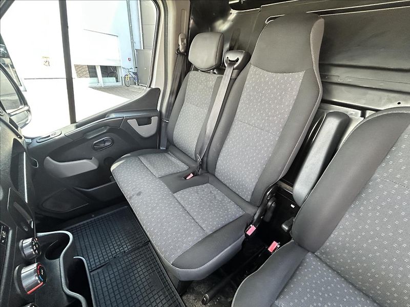 Opel Movano 2,3   CDTi,L2H2,KLIMA,1.MAJITE - fotka 9 z 16