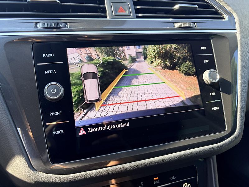 Volkswagen Tiguan 1.5TSI DSG MATRIX VIRTUAL - fotka 47 z 58