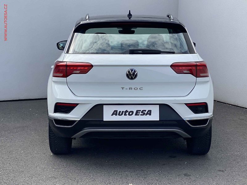 Volkswagen T-Roc (2021) 1.5 TSi, Comfortline, DSG - fotka 5 z 17