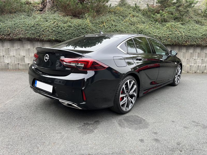 Opel Insignia Grand Sport GSI 2.0CDTI 154kW - fotka 5 z 26