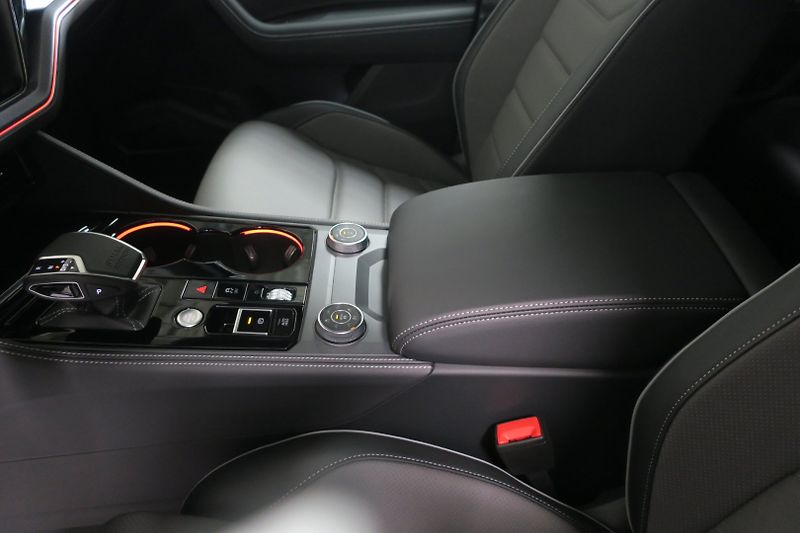 Volkswagen Touareg (2026) NEW Final Edition R Line 210kW - fotka 37 z 50