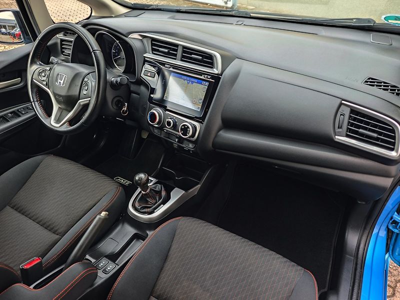 Honda Jazz (2018) 1.5 i-VTEC Dynamic Kamera 96kW - fotka 10 z 44