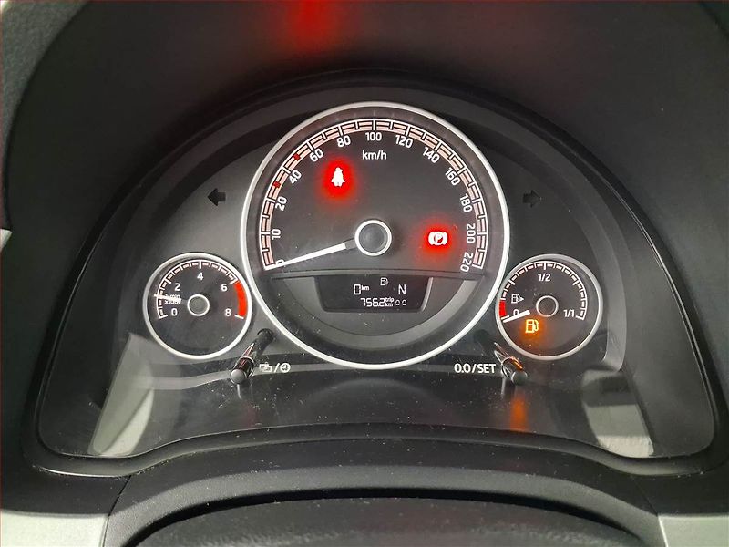 Škoda Citigo (2017) 1.0 MPI, Automat - fotka 11 z 16