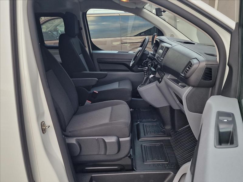 Toyota ProAce Verso 1.5 D-4D 8-míst,ČR,1.Majitel - fotka 14 z 46