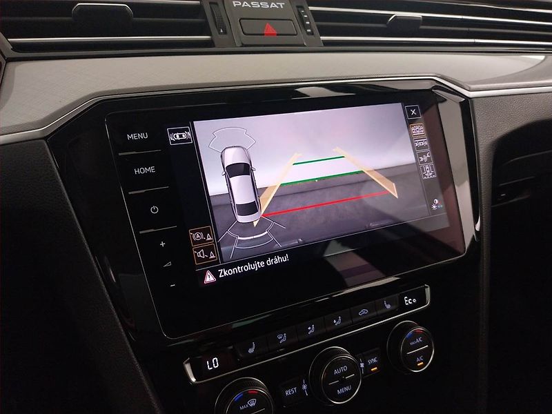Volkswagen Passat (2020) 1.4 GTE - fotka 17 z 24