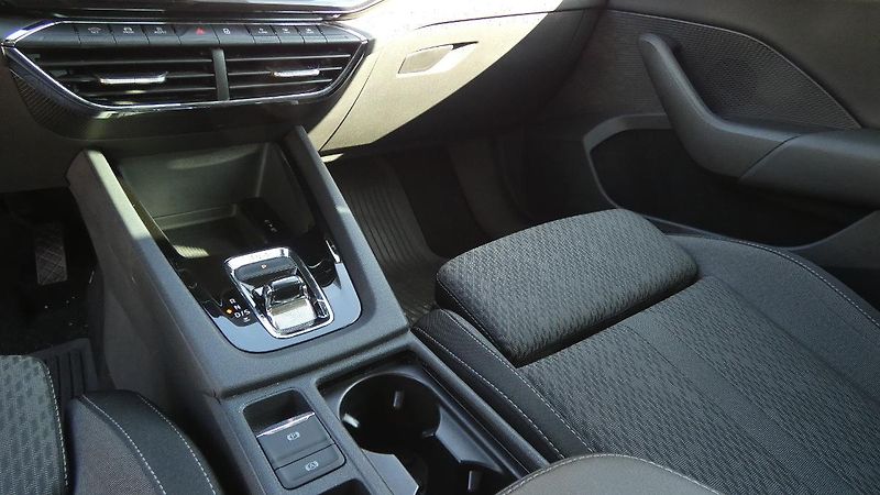 Škoda Octavia 2,0 TDI Style DSG 4X4 110 kW - fotka 6 z 28
