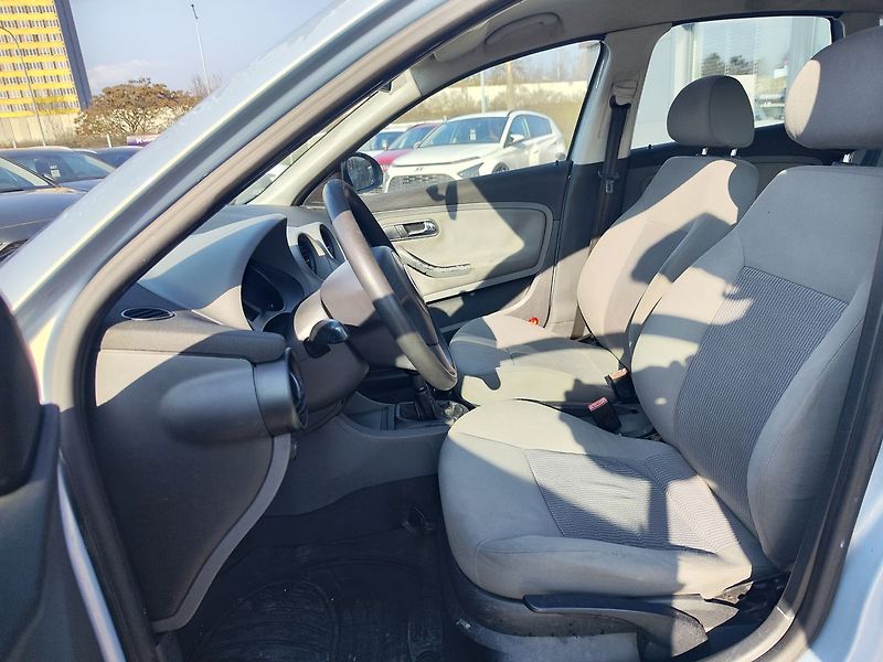 Seat Ibiza 1.9 TDi/74kW - fotka 12 z 21