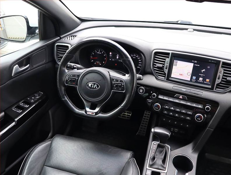 Kia Sportage (2018) 1.6 T-GDI, 4X4, Automat, Kůže - fotka 7 z 29