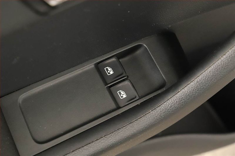 Škoda Fabia (2018) 1.0, Serv.kniha, Park. senzory - fotka 12 z 14