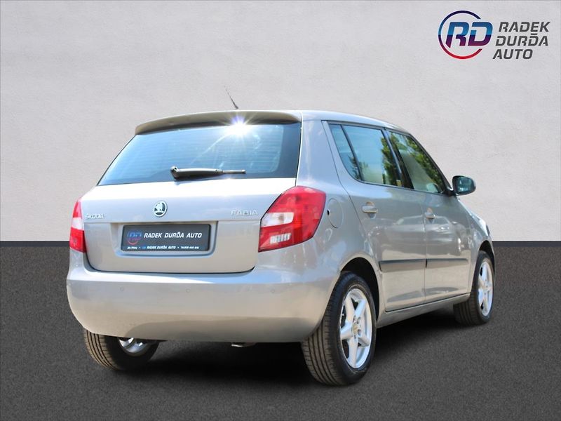 Škoda Fabia 1,2 HTP  NOVÉ V ČR,1.MAJITEL - fotka 5 z 20