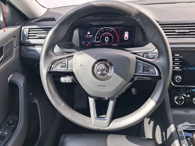 Škoda Superb (2019) 2.0 TDi 4x4, Style, DSG, LED - fotka 11 z 24