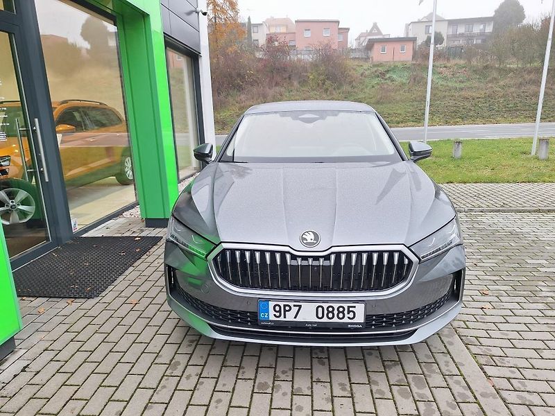 Škoda Superb L&K 2,0TDI 110kW - fotka 3 z 11