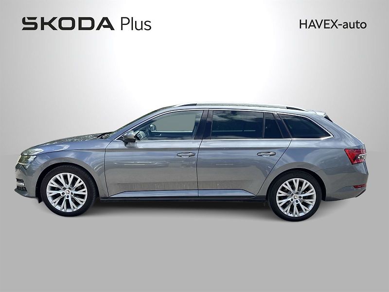 Škoda Superb (2022) Combi 1.5 TSI Style+ - fotka 3 z 30
