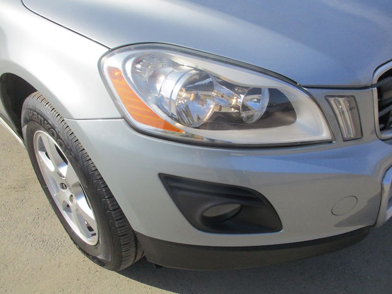 Volvo XC60 2.4 D5*136kW*AWD*197TKM*6MAN.P - fotka 22 z 48