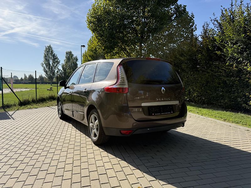 Renault Grand Scénic 1.4 TCe Dynamique - fotka 8 z 30