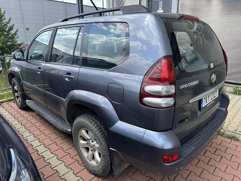 Toyota Land Cruiser (2007) - fotka 8 z 25