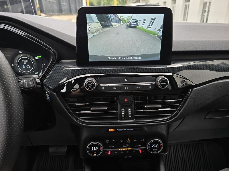 Ford Kuga 140kW 4x4 AWD ST-LINE -DPH - fotka 25 z 43