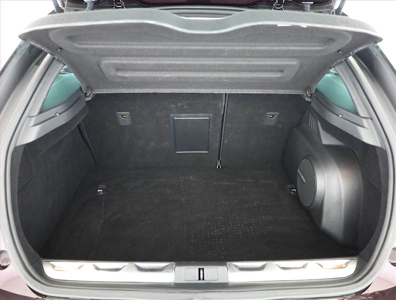 Citroën DS5 (2015) 2.0 BlueHDI, Automat, ČR,1.maj - fotka 20 z 21