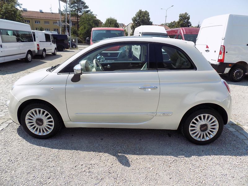 Fiat 500 1,2I 51 KW LOUNGE AUTOKLIMA - fotka 16 z 42