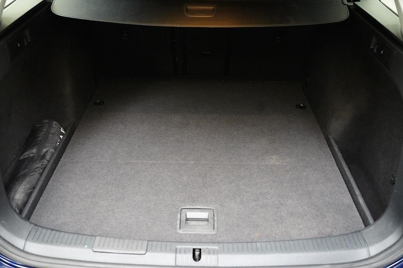 Volkswagen Golf - fotka 27 z 27