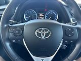 Toyota Auris 1,6 EXCLUSIVE TAŽNÉ - náhled 22