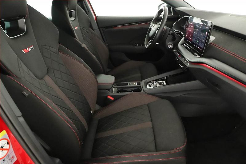 Škoda Octavia (2025) RS 2.0 TSI, RS, Navigace - fotka 7 z 19