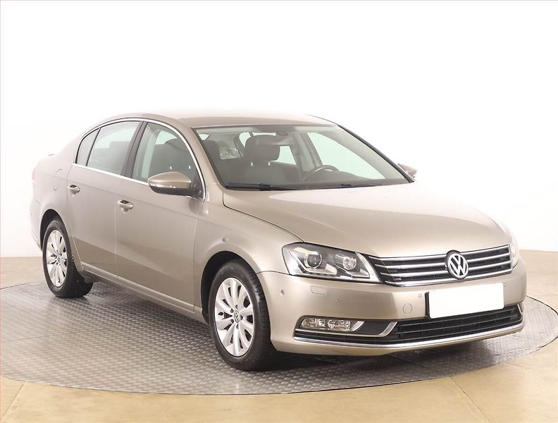 Volkswagen Passat (2014) 2.0 TDI, Automat, Serv.kniha - fotografie inzerátu